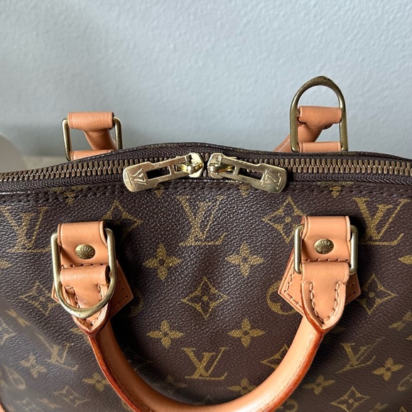 🌼AUTHENTIC Louis Vuitton Alma PM🌼 - Picture 11 of 13